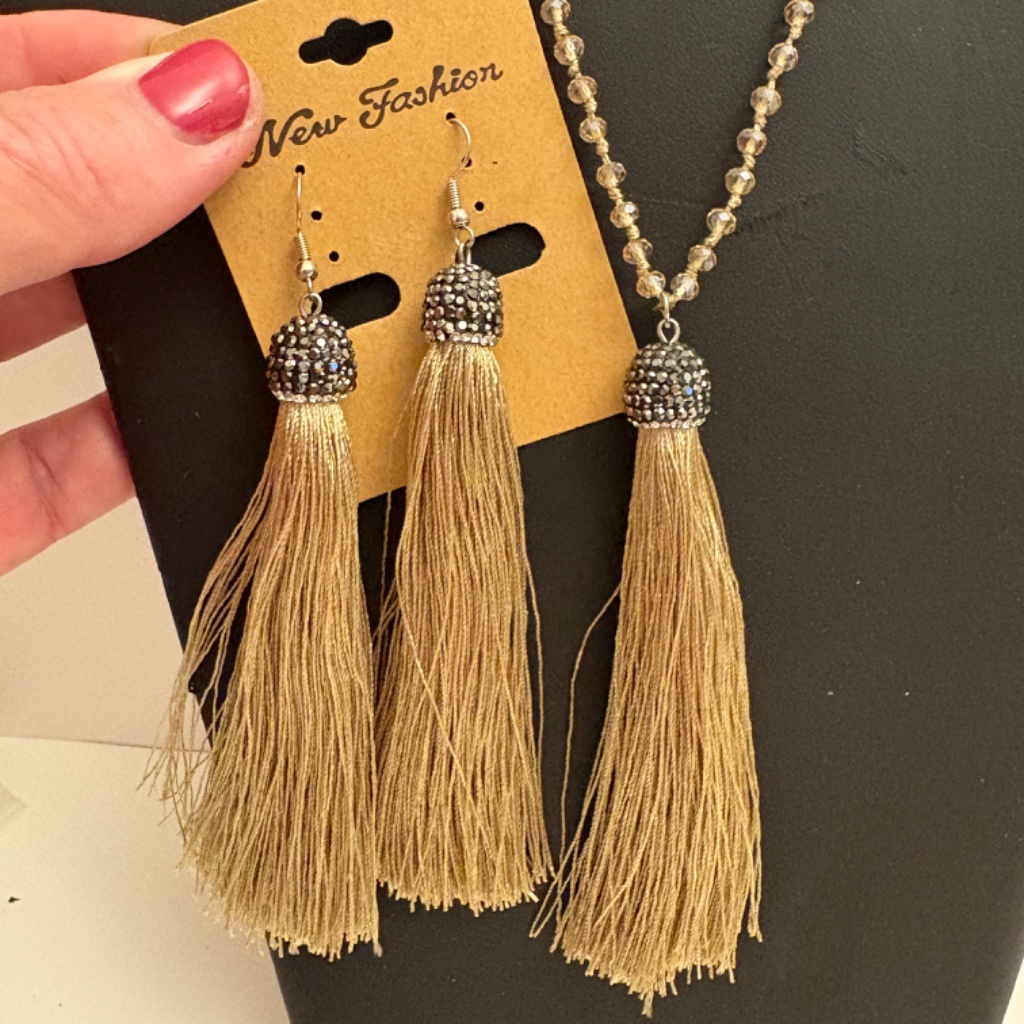 Tassel Earring And Necklace Set Goldtone With Black And White Sparkles